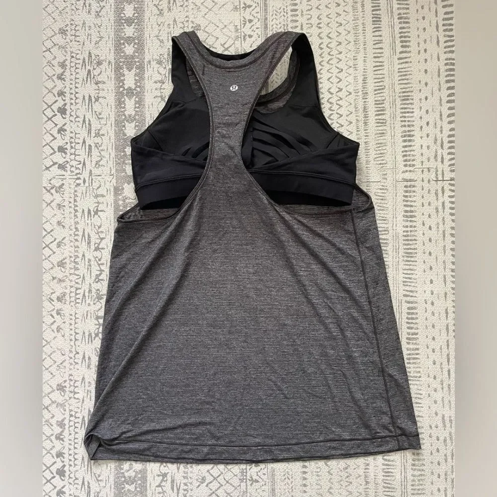 Lululemon Extra Mile Shelf Bra Tank Top 10‎
